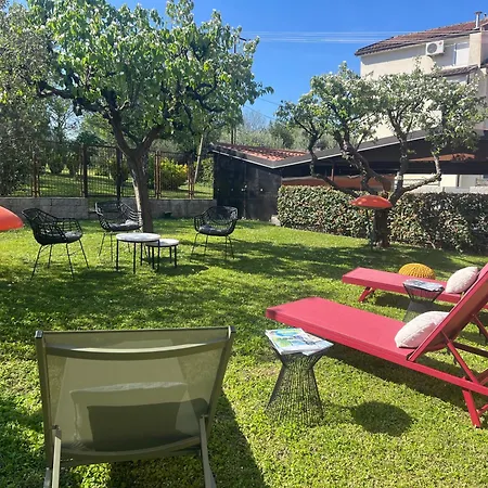 Valsabbia Apartment *